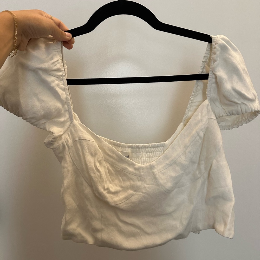 Wilfred Cream Puff Sleeve Crop Top